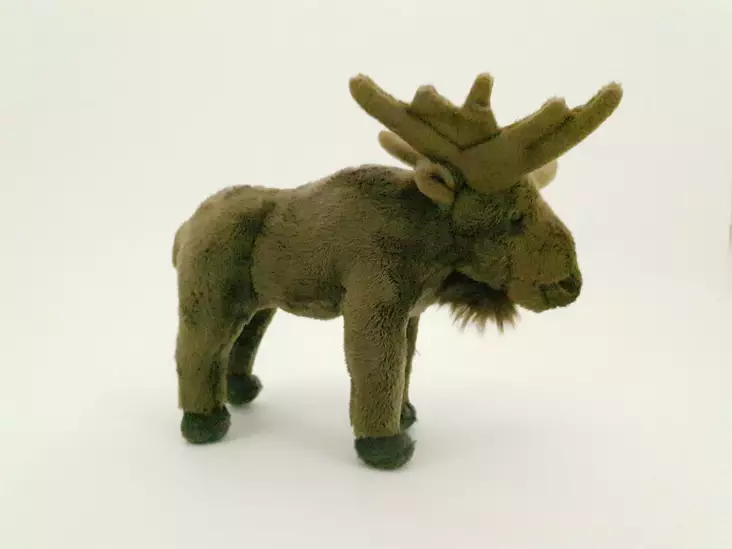 Pehmoeläin Hirvi 20cm - Pehmolelut - 6430018770642 - 2